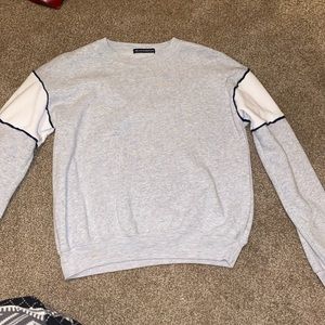 Brandy Melville sweatshirt